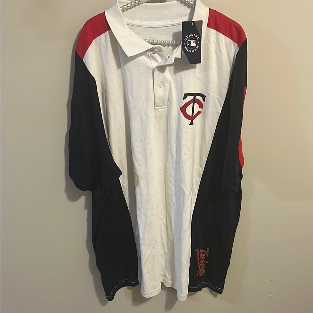 Minnesota Twins Fanatics Short Sleeve Polo Shirt. NWT Size 4XL